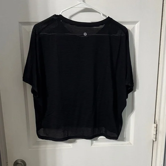 lululemon athletica Black Short Sleeve Top - Picture 3 of 3